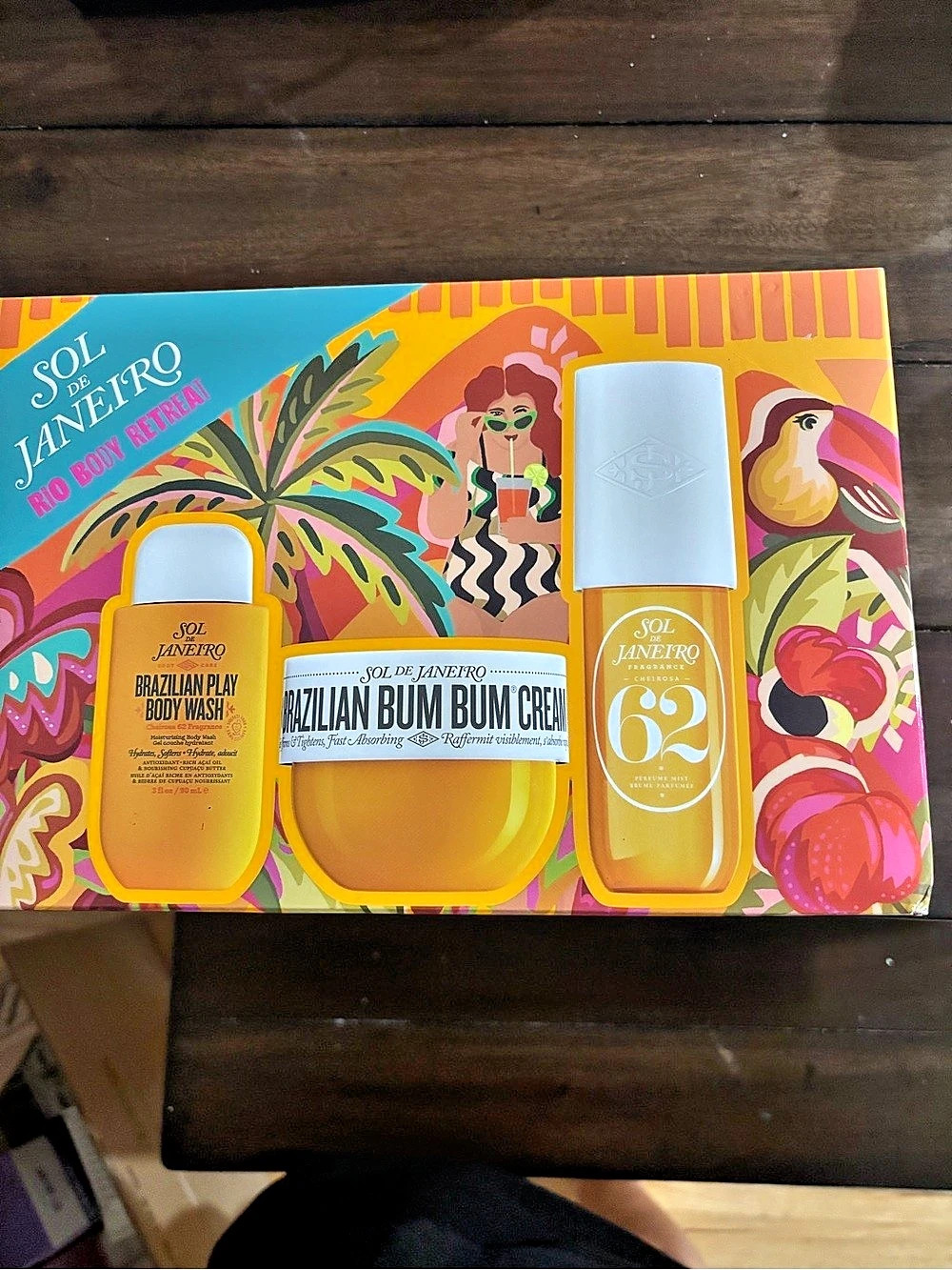 Sol de Janeiro Rio Radiance Body Care Gift Set NWT in Yellow